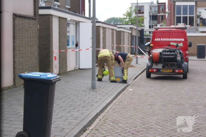 Brandweer doet onderzoek naar gaslucht