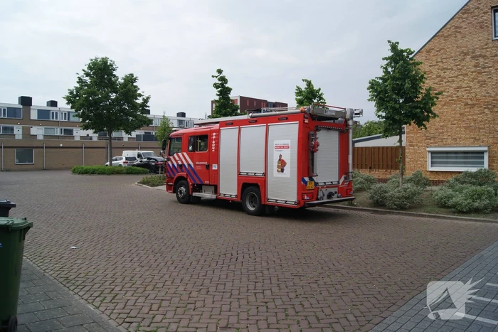 Brandweer doet onderzoek naar gaslucht