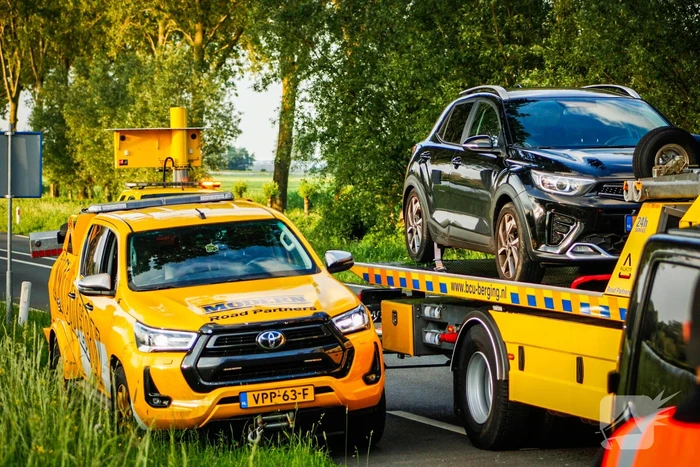 Voertuigen beschadigd na botsing