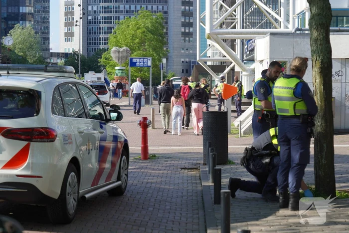 Gewonde en aanhouding na steekpartij