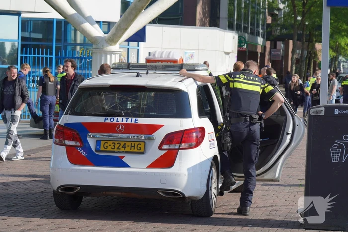 Gewonde en aanhouding na steekpartij