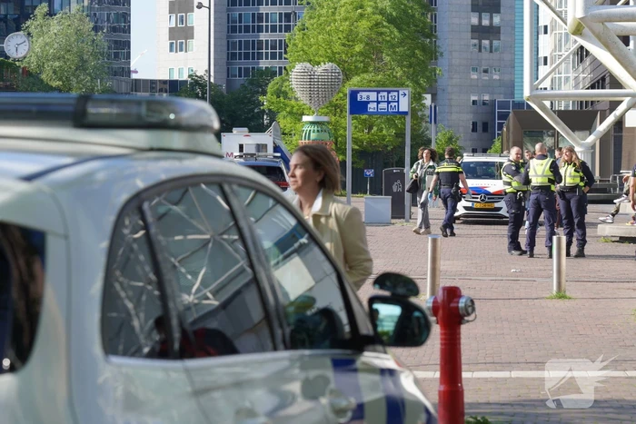 Gewonde en aanhouding na steekpartij