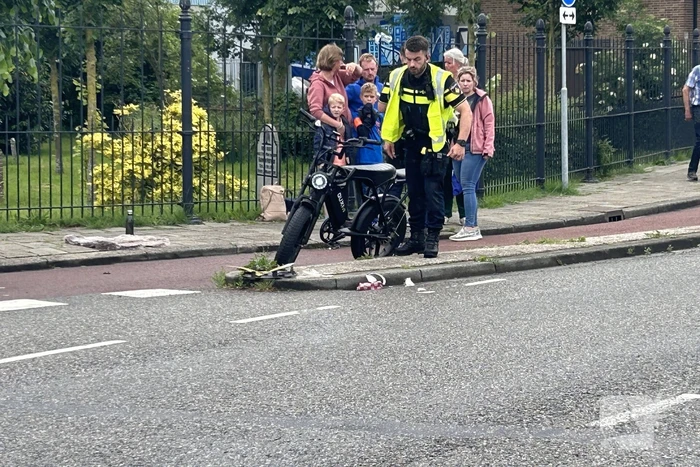Personen op fatbike gewond bij aanrijding met auto
