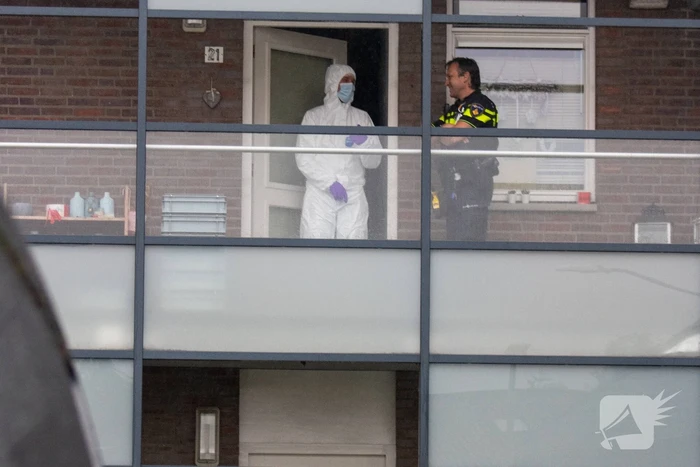 Overleden persoon aangetroffen in woning