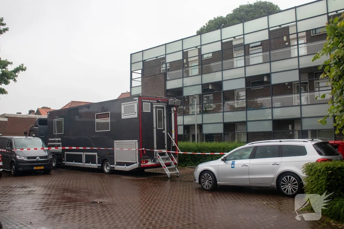 Overleden persoon aangetroffen in woning