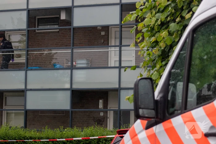 Overleden persoon aangetroffen in woning