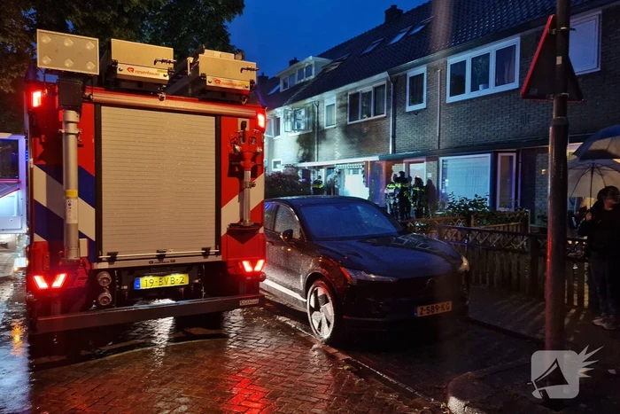 Drie gewonden bij woningbrand