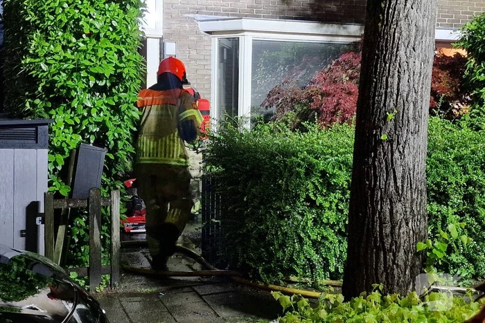 Drie gewonden bij woningbrand