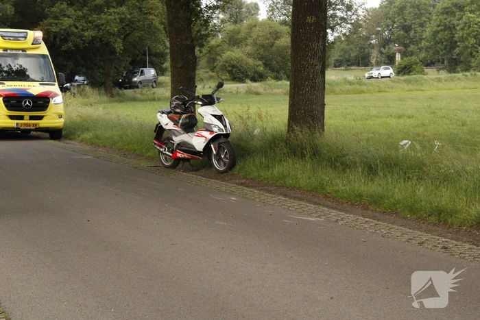 Brommerrijder gewond na val