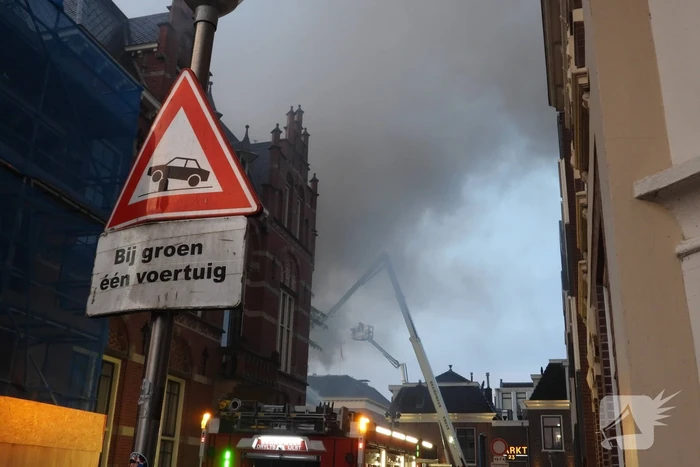 Grote brand in uitgaansgelegenheid