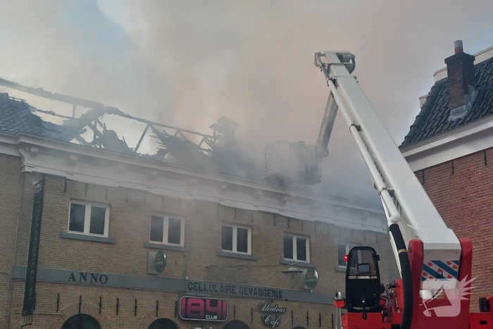 Grote brand in uitgaansgelegenheid