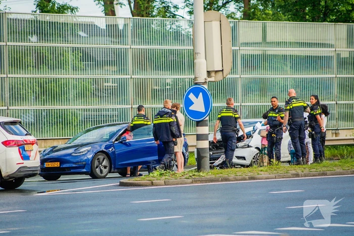 Flinke schade na kop-staartbotsing