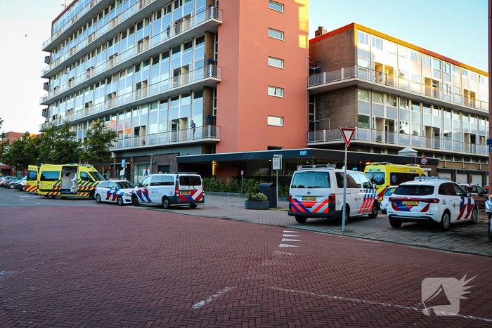 Twee gewonden bij incident in flatwoning