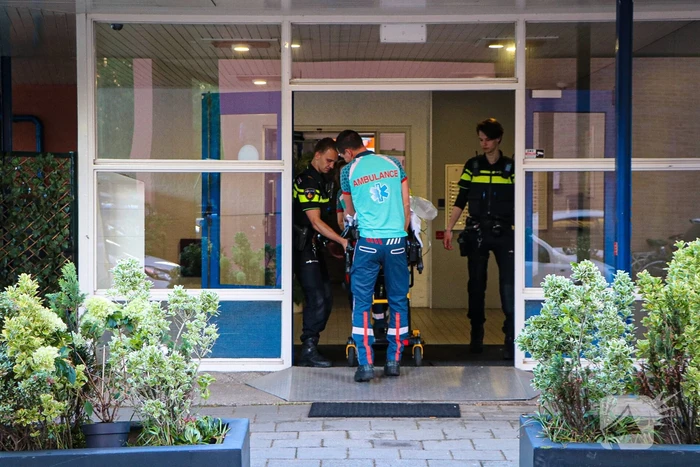 Twee gewonden bij incident in flatwoning