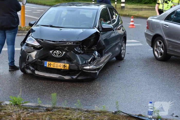 Flinke schade bij ongeval op kruising