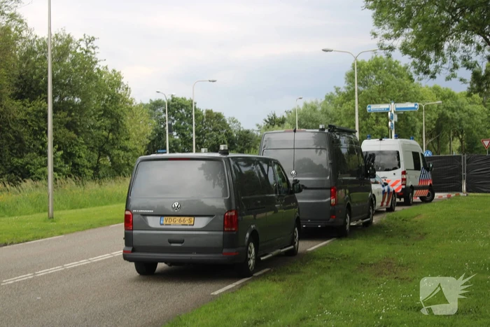 Scooterrijder overlijdt na aanrijding met vrachtwagen