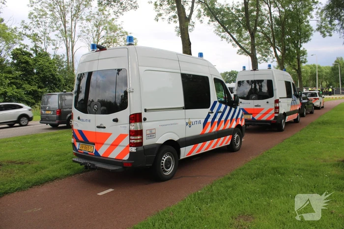 Scooterrijder overlijdt na aanrijding met vrachtwagen