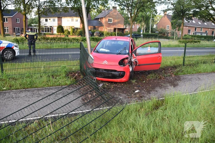 Gewonde bij botsing tussen twee auto's