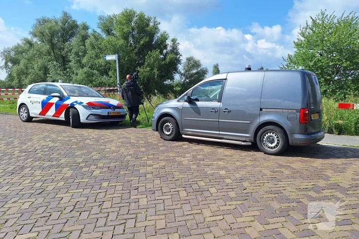 Overleden vrouw in het water aangetroffen