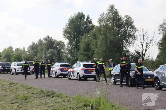 Overleden vrouw in het water aangetroffen