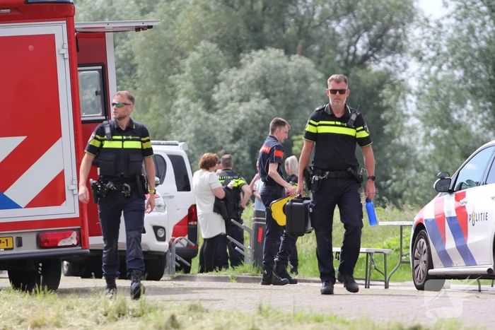 Overleden vrouw in het water aangetroffen