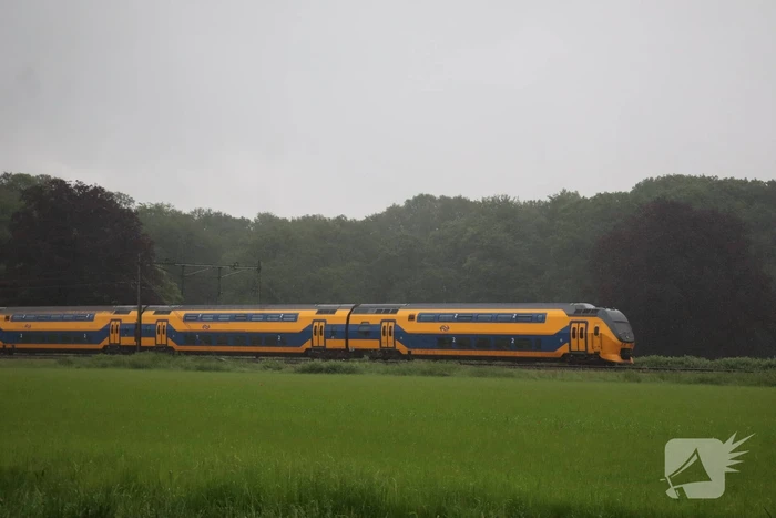 Geen treinen na aanrijding op het spoor