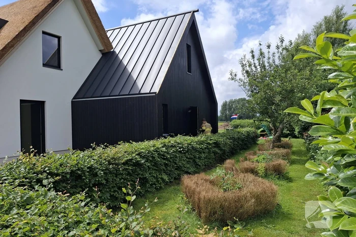 Brandweer aanwezig bij brand in gerenoveerde woning