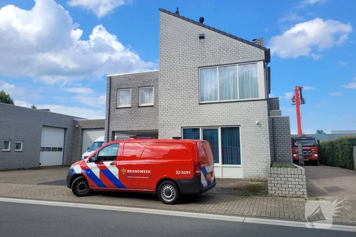 Brandweer aanwezig bij bedrijf vanwege brand