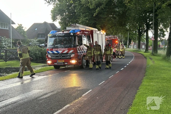 Brandweer pompt overtollig water weg