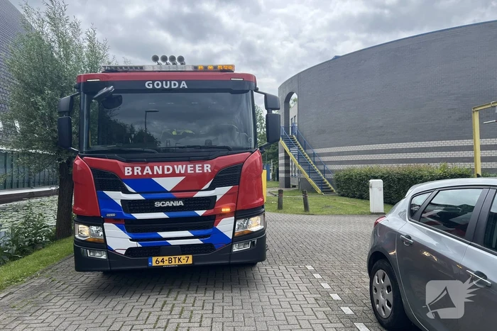 Gasfles explodeert bij buitenbrand
