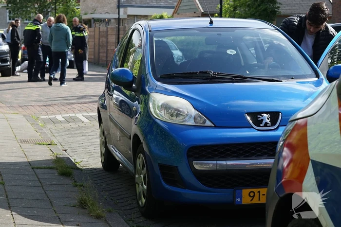 Automobilist rijdt persoon aan op electrische step