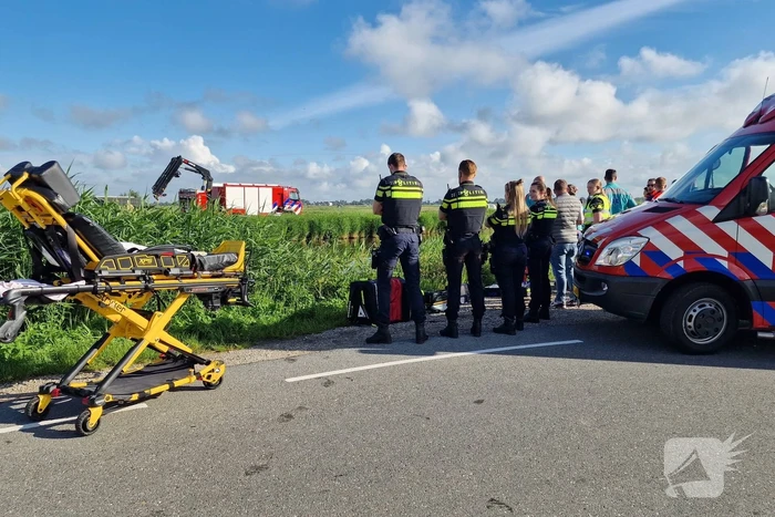 Personenwagen in het water aangetroffen