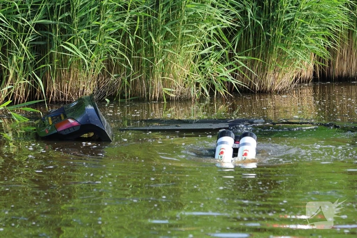 Personenwagen in het water aangetroffen