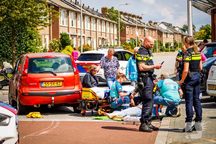 Fietser zwaargewond bij aanrijding met auto