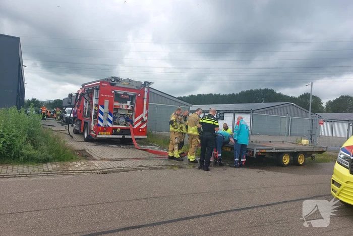 Persoon gewond bij autobrand
