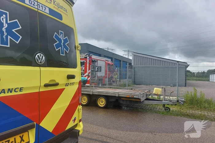 Persoon gewond bij autobrand