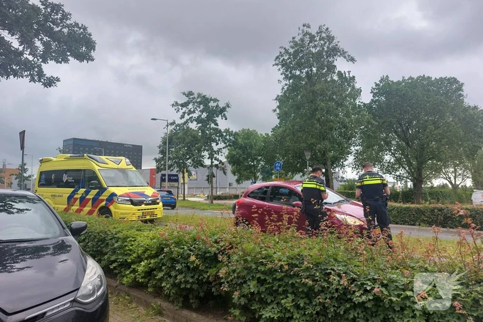Fietser gewond bij botsing met auto