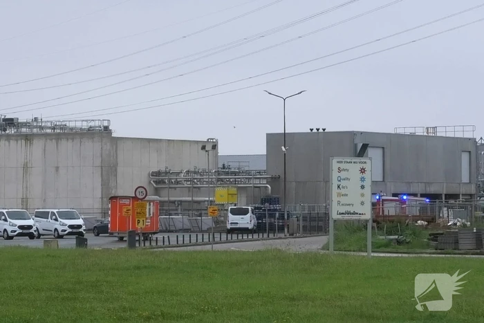 Bedrijfshal ontruimd vanwege ammoniak lucht