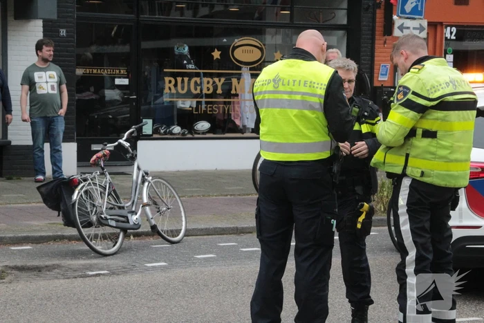 Fietser ernstig gewond bij botsing met auto