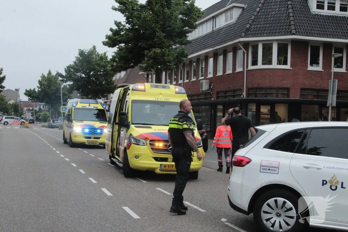 Fietser ernstig gewond bij botsing met auto