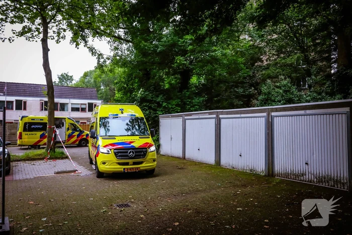 Gewonde bij ongeval met auto in garagebox