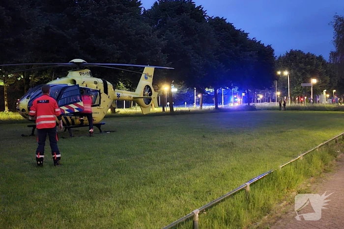 Traumahelikopter brengt specialistische arts naar ziekenhuis
