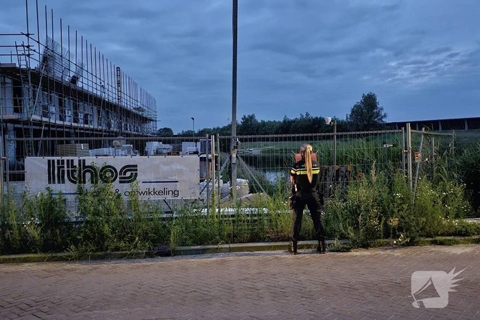 Speurhond ingezet na luid alarm op bouwterrein