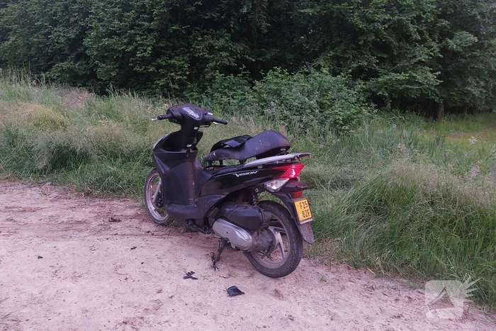 Verdachten gestolen scooters slaan op de vlucht
