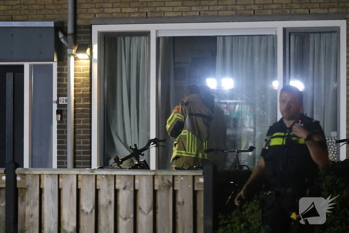 Barbecue spullen in schuur vliegen in brand