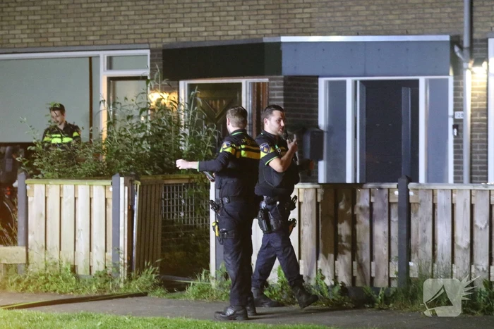 Barbecue spullen in schuur vliegen in brand