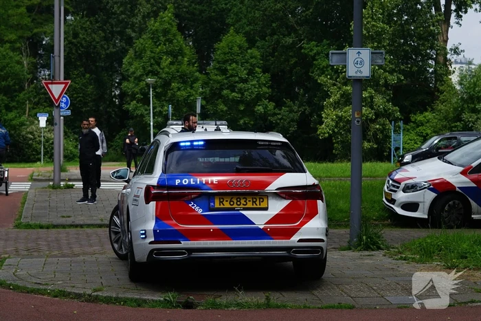 Persoon zwaargewond na val van hoogte