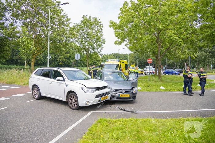 Bestuurder gewond bij botsing onderaan afrit
