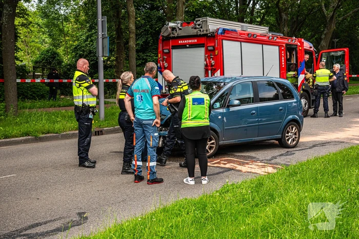 Zwaargewonde na aanrijding met auto's