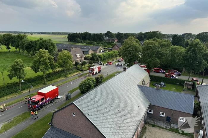 Brand in bedrijfspand brandweer groots ingezet